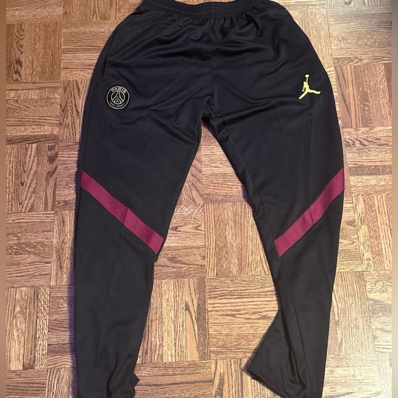 PSG track suit - Picture 2 of 9